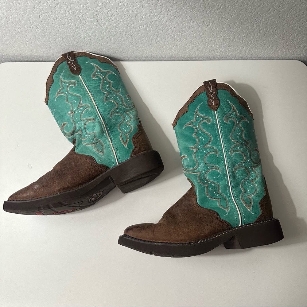 Justin Boots  Brown and Turquoise Western Cowboy Boots